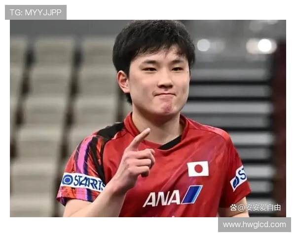 张本智和家的冰箱里塞满了能量胶，训练完直接啃三条