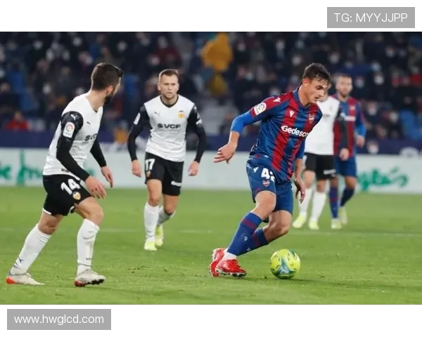 瓦伦西亚长期重建困局逐步反映，球队稳定性与竞争格局面临考验